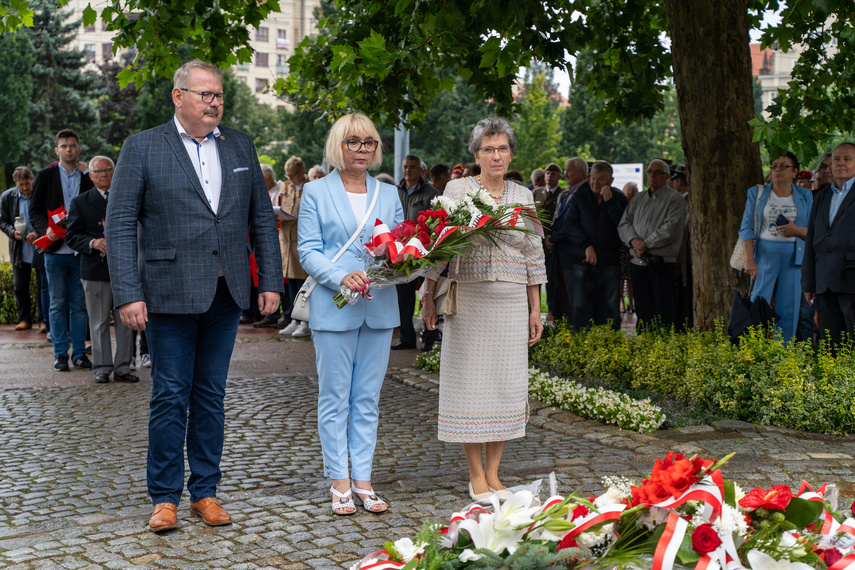 Elbląg pamięta o powstańcach zdjęcie nr 290339