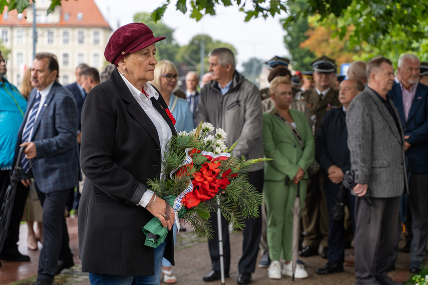 Elbląg pamięta o powstańcach zdjęcie nr 290344