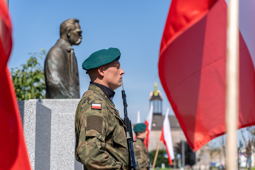 "Bitwa Warszawska uczy, że jesteśmy silni w jedności" zdjęcie nr 290933