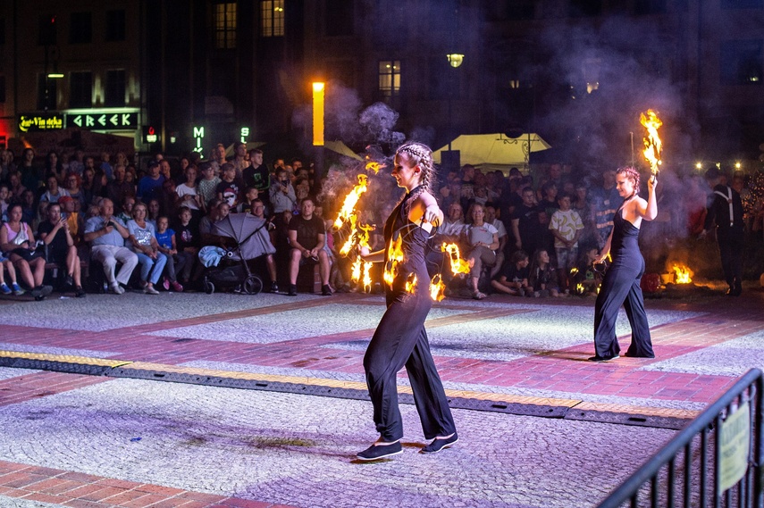 Koncert i ognisty spektakl zdjęcie nr 291366