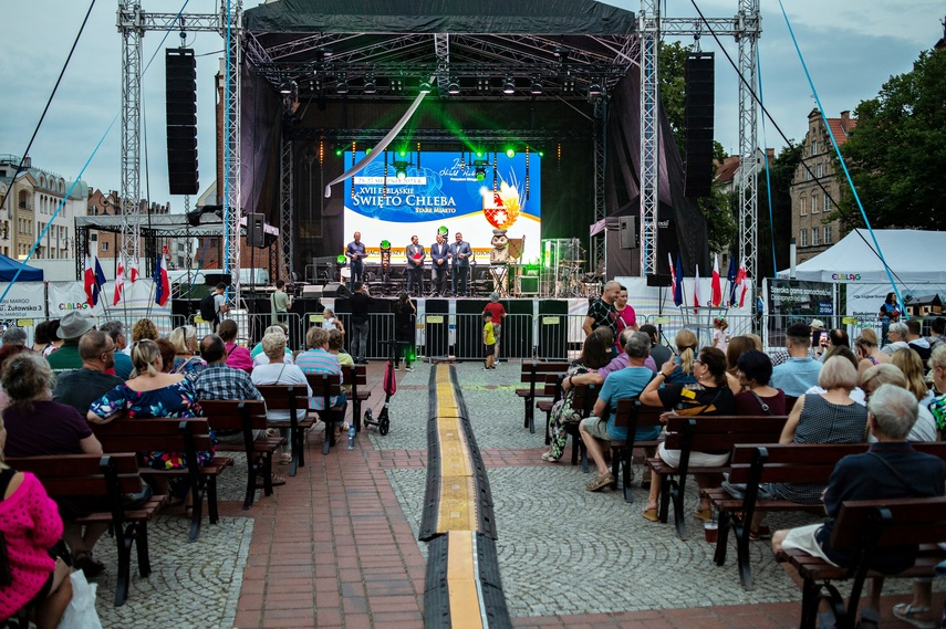 Koncert i ognisty spektakl zdjęcie nr 291329