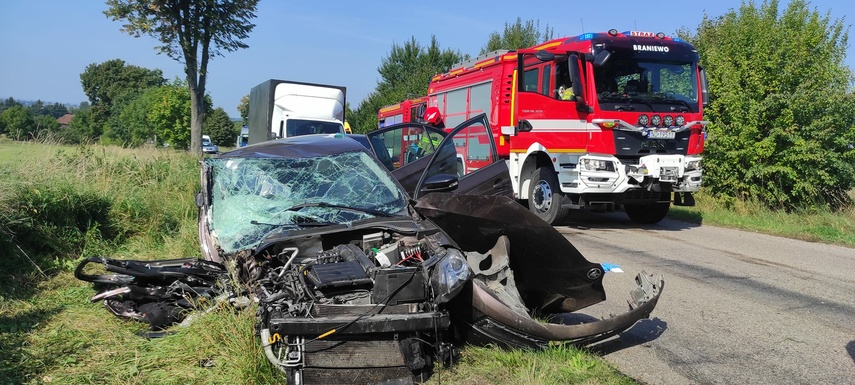 Poważny wypadek drogowy w okolicach Płoskini zdjęcie nr 292703