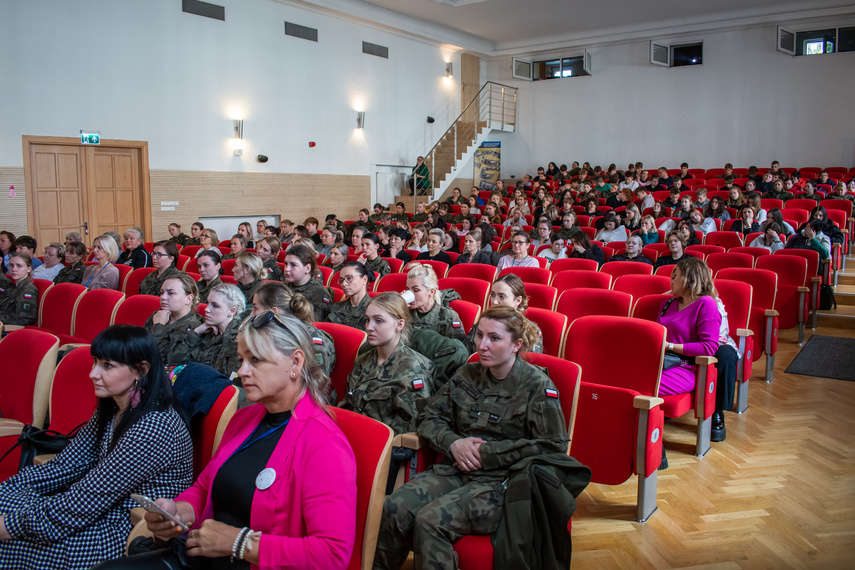 Profilaktyczna przypominajka dla mundurowych zdjęcie nr 295087