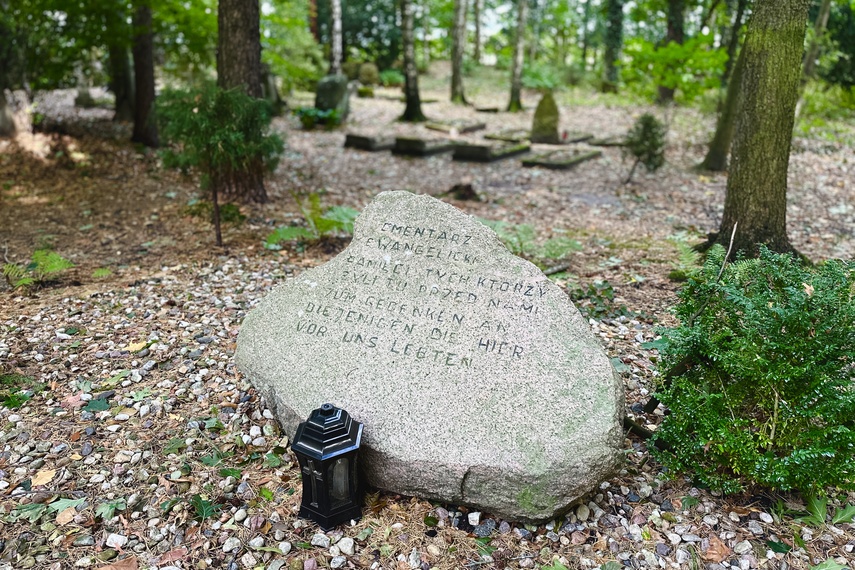 Historia leśnego cmentarza zdjęcie nr 295649