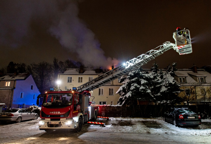 Pożar budynku przy parku Kajki zdjęcie nr 297608