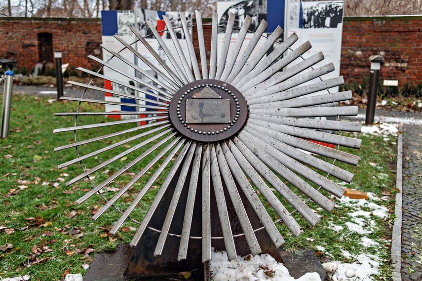 Silnik z Komnicka w elbląskim muzeum zdjęcie nr 298243