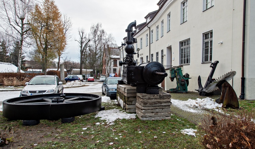 Silnik z Komnicka w elbląskim muzeum zdjęcie nr 298236