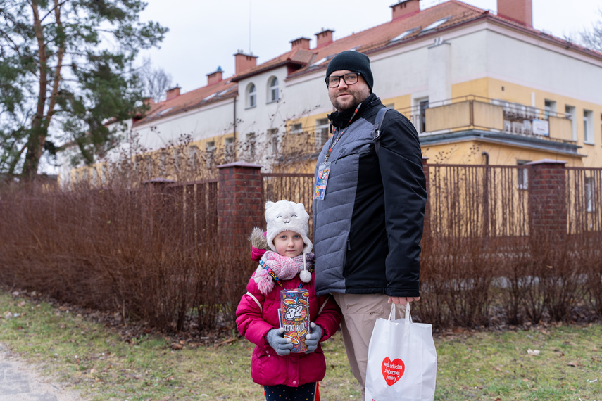 Światełko do nieba, a pieniądze do puszki zdjęcie nr 300921