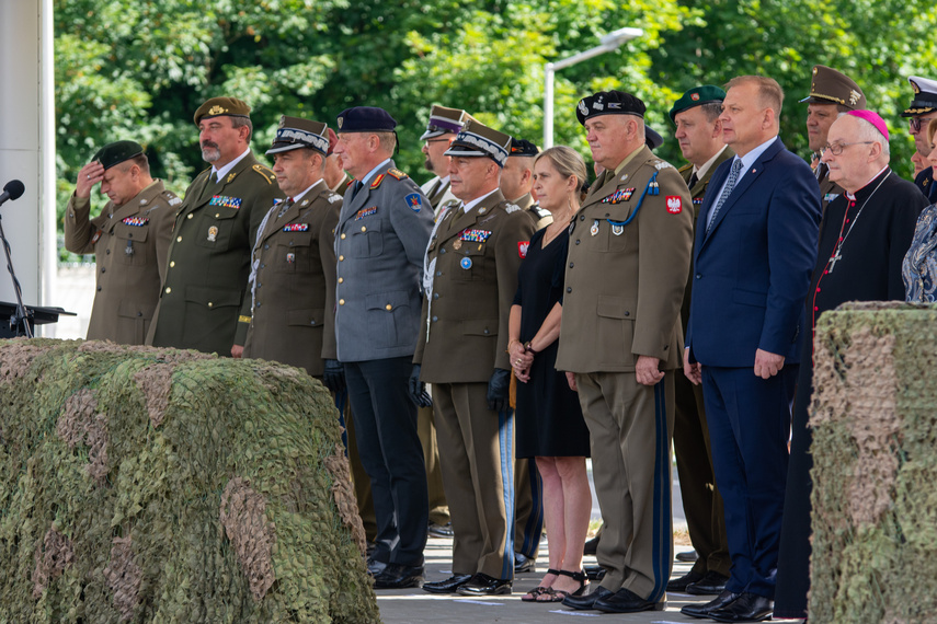 Elbląg: Nowy dowódca Wielonarodowej Dywizji Północny Wschód zdjęcie nr 313134