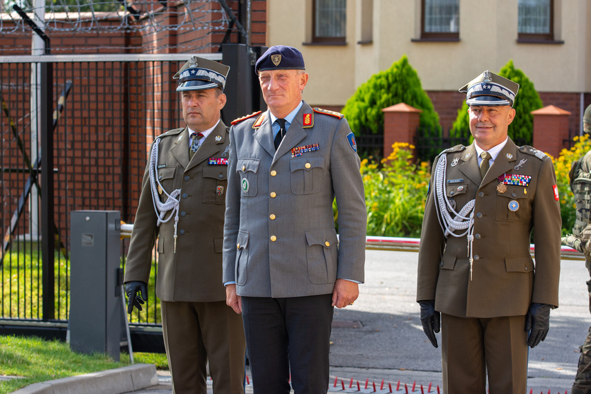 Elbląg: Nowy dowódca Wielonarodowej Dywizji Północny Wschód zdjęcie nr 313131