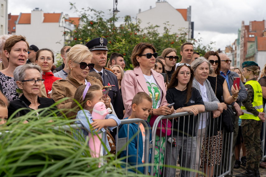 „Od dziecka marzył, by być w wojsku”. Przysięgali na bulwarze zdjęcie nr 313257