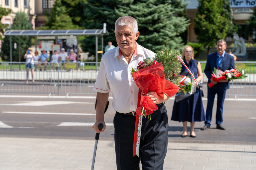 „Krwawy marsz zatrzymany pod Warszawą“ zdjęcie nr 313586