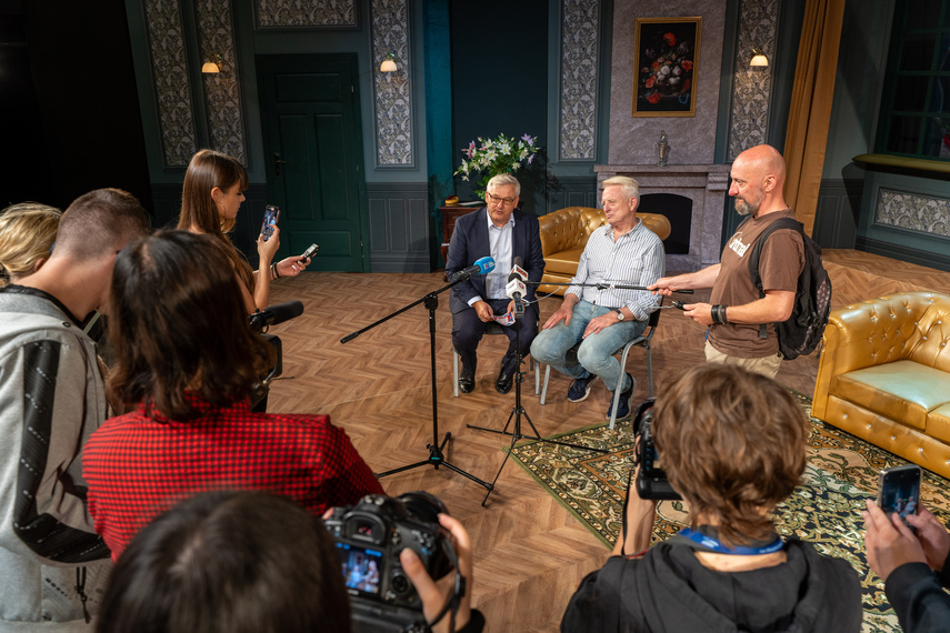 Najnowsza premiera w teatrze: „Sztuka jest po to, by bawić” zdjęcie nr 315144