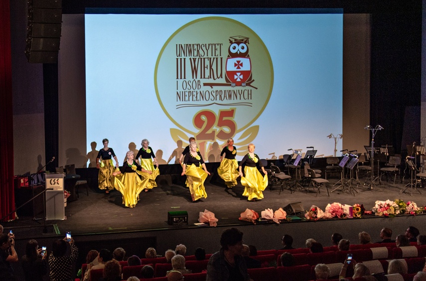 Elbląg Srebrny jubileusz Uniwersytetu Trzeciego Wieku