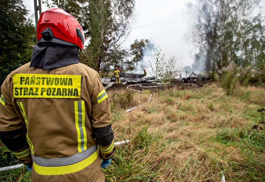 Pożar pustostanu przy ul. Warszawskiej zdjęcie nr 316609