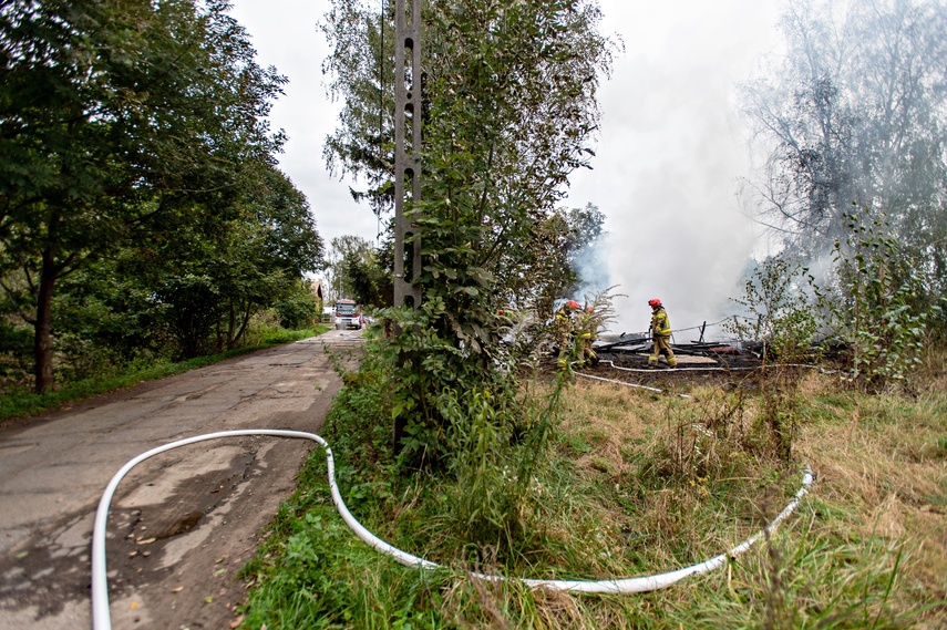 Pożar pustostanu przy ul. Warszawskiej zdjęcie nr 316608