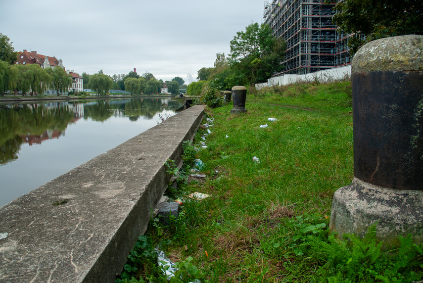 Komenda posprzątana, czas na brzeg rzeki zdjęcie nr 316760