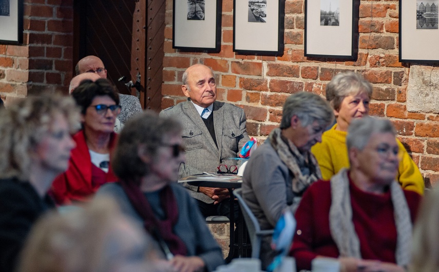 W elbląskim Salonie Polityki o wyborach w USA: „Idziemy w nieznane” zdjęcie nr 319360