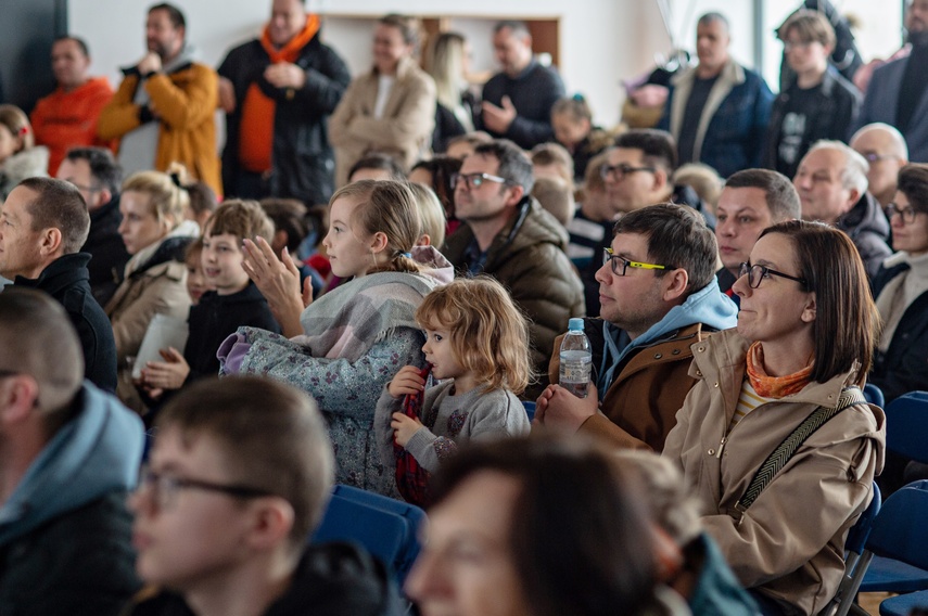 Pierwszy krok ku żeglarskiej przygodzie zdjęcie nr 320784