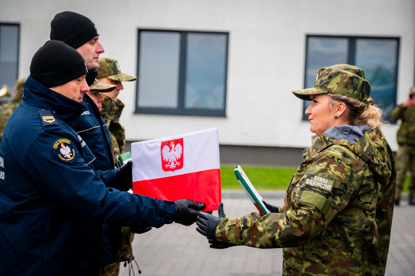 Nowe poduszkowce dla strażników granicznych zdjęcie nr 321126