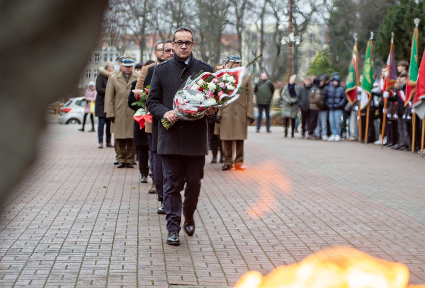 Elbląg pamięta o ofiarach Grudnia 70 zdjęcie nr 321374