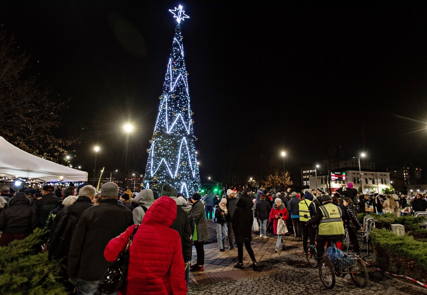 Wigilijny piątek na Placu Dworcowym zdjęcie nr 321531