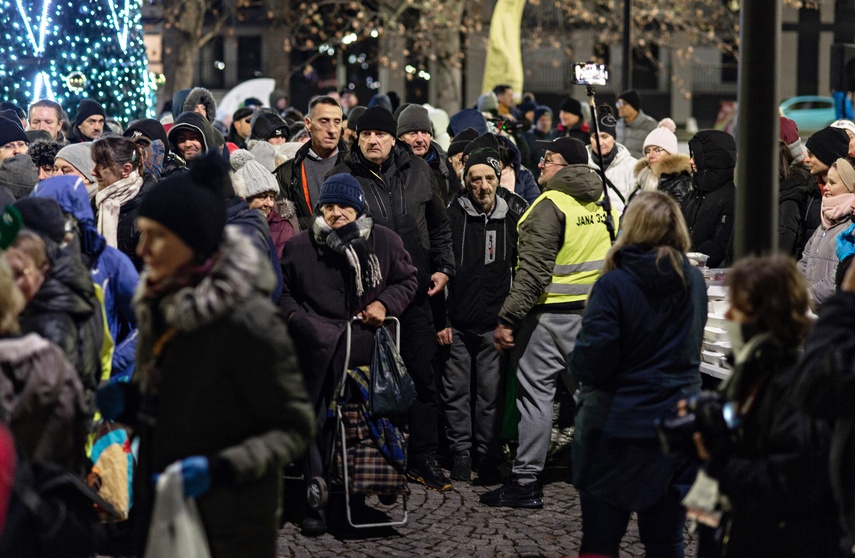 Wigilijny piątek na Placu Dworcowym zdjęcie nr 321537