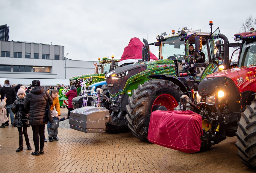 Gorący bigos, jemioła i życzenia od rolników zdjęcie nr 321597