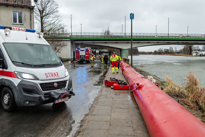 Pogotowie przeciwpowodziowe w Elblągu zdjęcie nr 322555