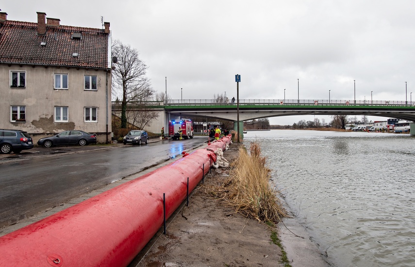 Pogotowie przeciwpowodziowe w Elblągu zdjęcie nr 322563