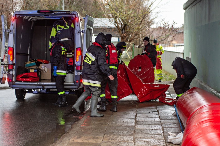 Pogotowie przeciwpowodziowe w Elblągu zdjęcie nr 322559