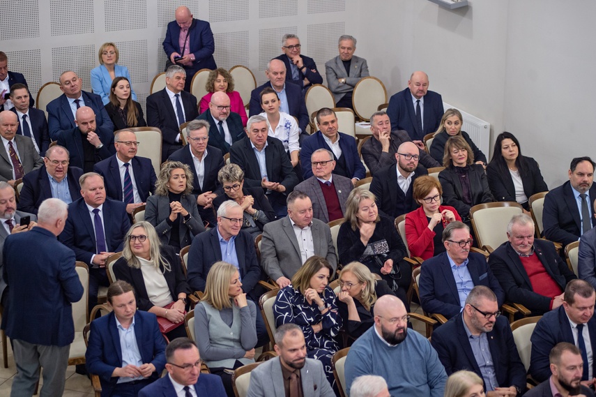 Lech Wałęsa w Elblągu: Zostawcie wolny rynek, a wszystko inne poprawcie zdjęcie nr 322782