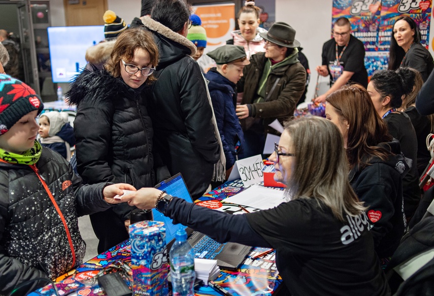 Wolontariusze WOŚP już na ulicach! zdjęcie nr 324255