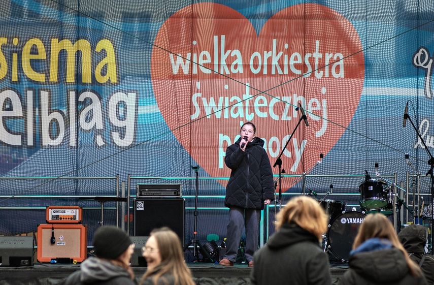 "Wyjść na zewnątrz i pokazać, na co nas stać". Trwa WOŚP w Elblągu zdjęcie nr 324300