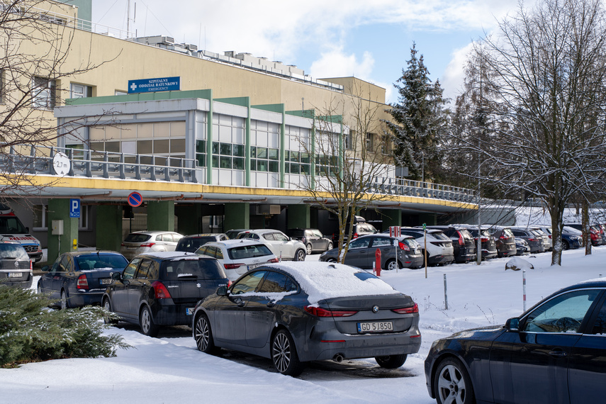 Czytelnik: Szpitalny parking jest za mały zdjęcie nr 325804