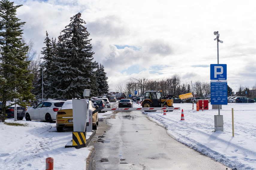 Czytelnik: Szpitalny parking jest za mały zdjęcie nr 325803