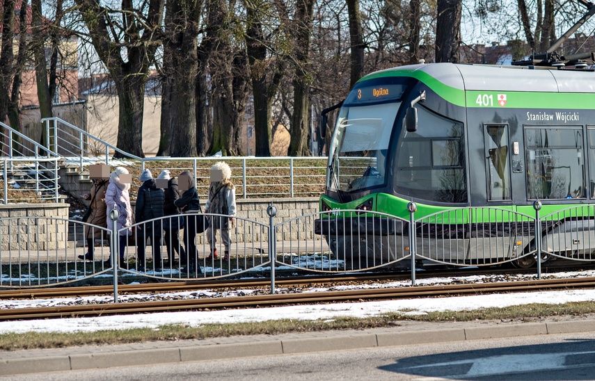 Zderzenie na rondzie zdjęcie nr 326045