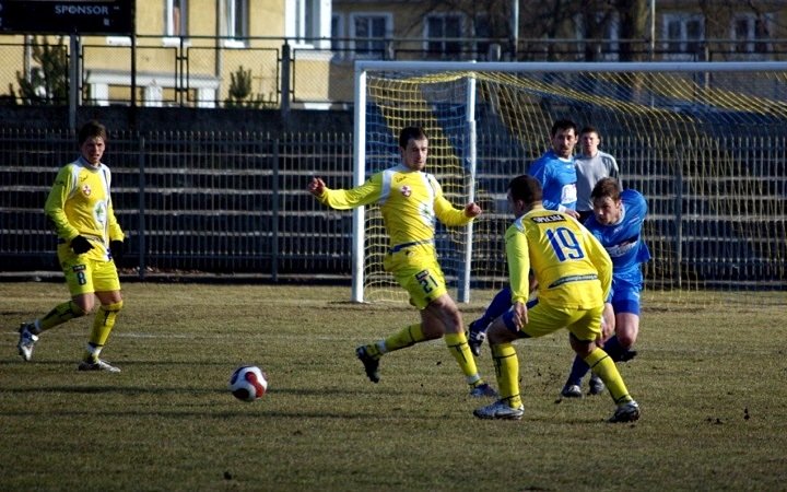 Olimpia wygrała 2:0 z Ruchem i pozostaje liderem zdjęcie nr 42895