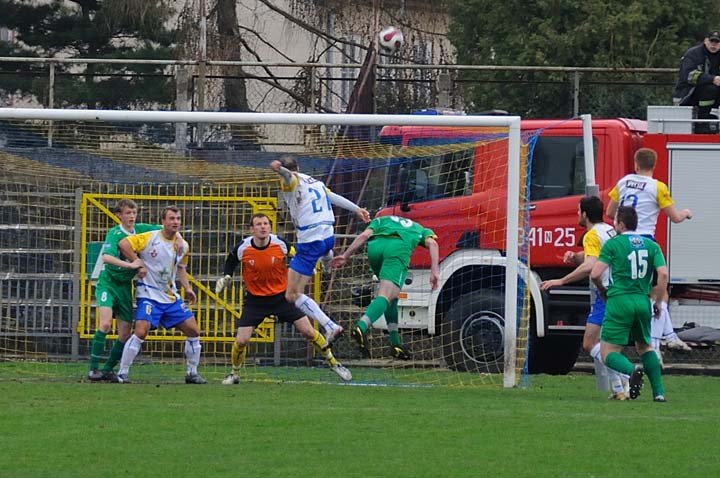 Olimpia Elbląg - Pelikan Łowicz 1:0 zdjęcie nr 43392