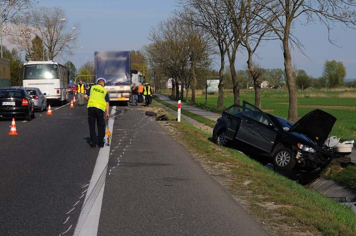 Kazimierzowo - wypadek na "siódemce" zdjęcie nr 43843