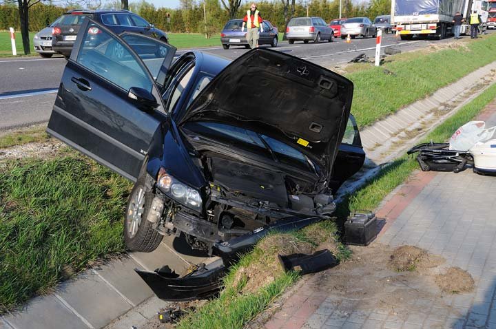 Kazimierzowo - wypadek na "siódemce" zdjęcie nr 43845