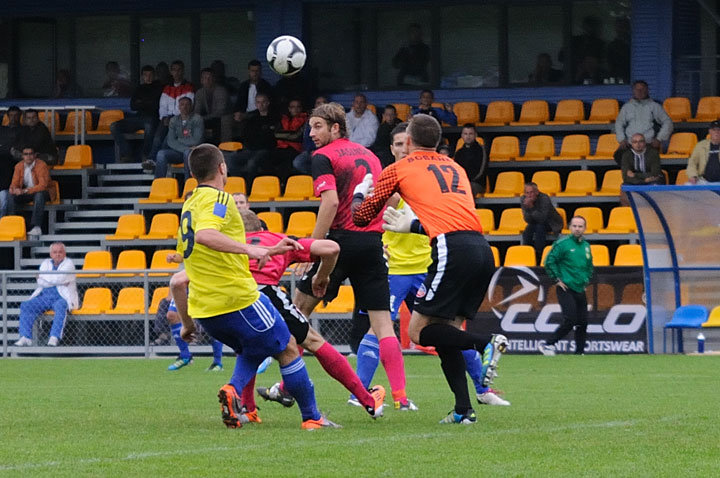 Olimpia przegrała z Wartą Poznań 0:2 zdjęcie nr 48683