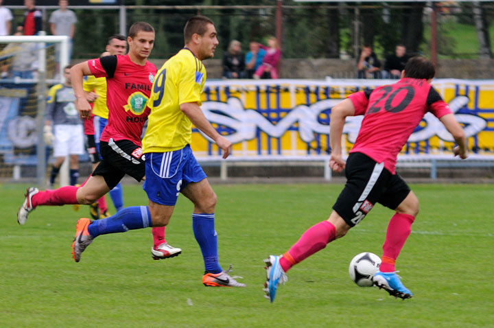 Olimpia przegrała z Wartą Poznań 0:2 zdjęcie nr 48679