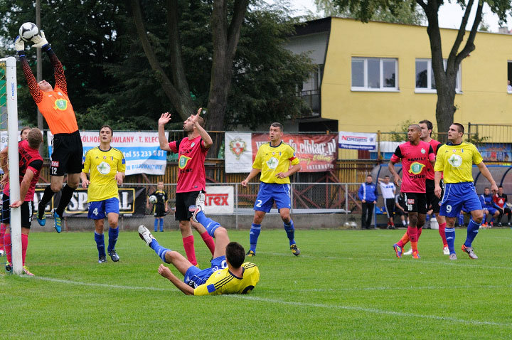 Olimpia przegrała z Wartą Poznań 0:2 zdjęcie nr 48668