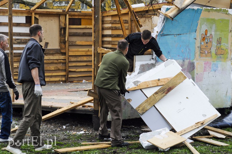 Rozbiórka domu Arka Pasożyta  zdjęcie nr 103643