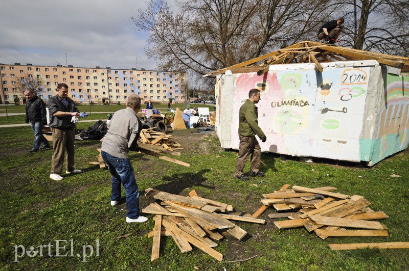 Rozbiórka domu Arka Pasożyta  zdjęcie nr 103623