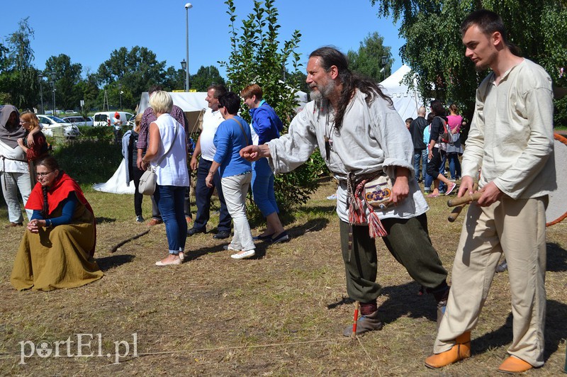 Zagrali z Wikingami w Piekarczyka zdjęcie nr 134083