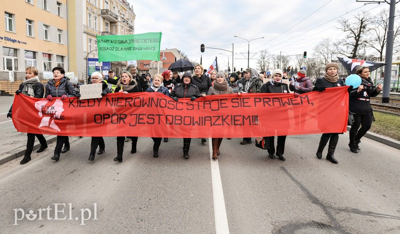 Nikt nam nie będzie układał życia zdjęcie nr 147287