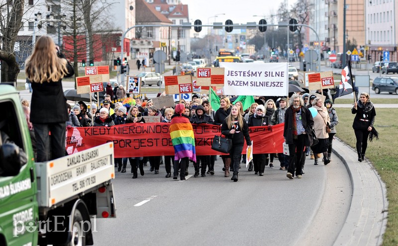 Nikt nam nie będzie układał życia zdjęcie nr 147312