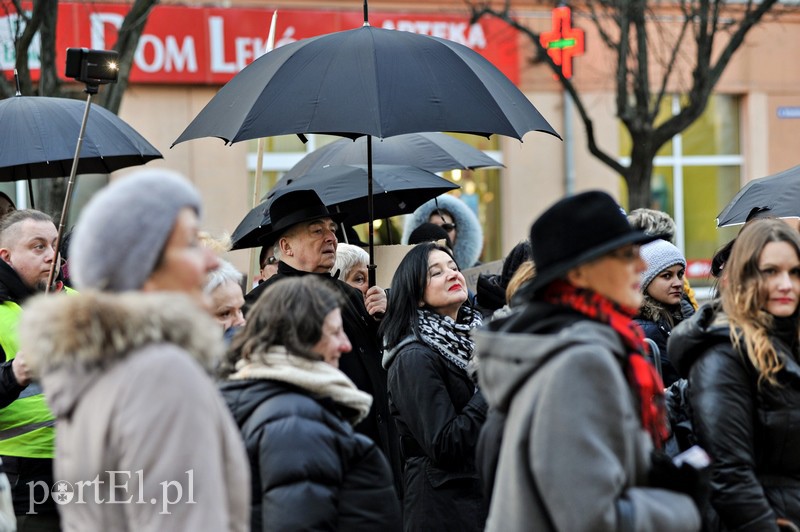 Nikt nam nie będzie układał życia zdjęcie nr 147307